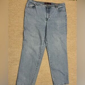 💢BUNDLE 4 FOR $12💢